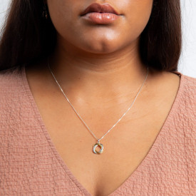 Strieborný prívesok Woven Circle